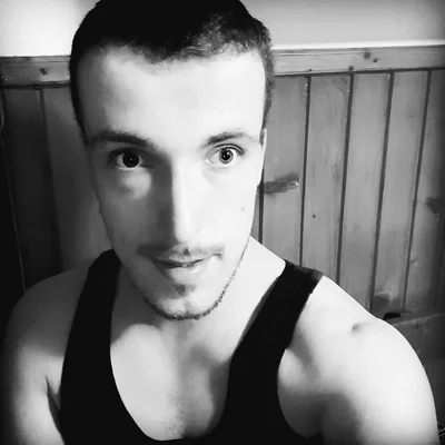 András