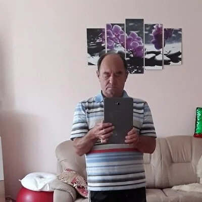 Tamás