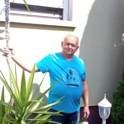 András
