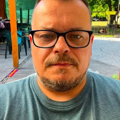 Pál