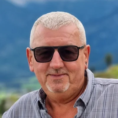 Janos, Perg