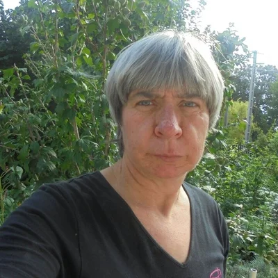 Éva