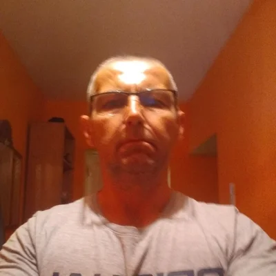 István, Sellye