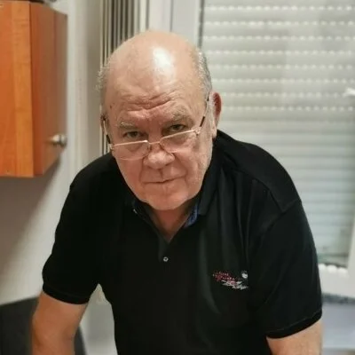 István