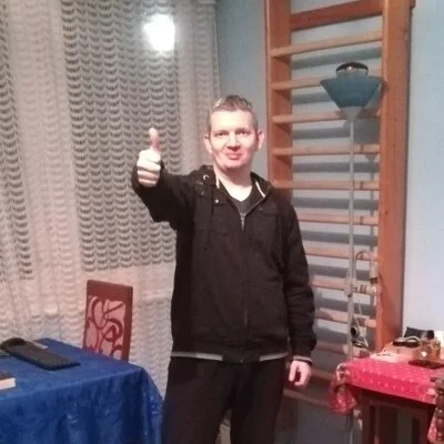 László