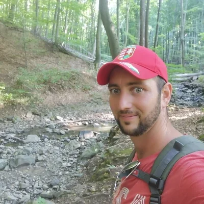 Ádám