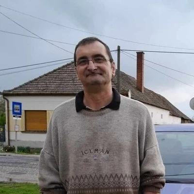 Róbi