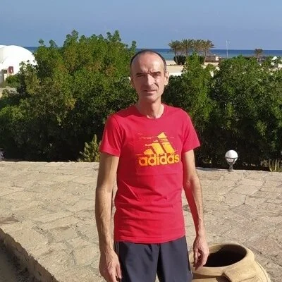 György