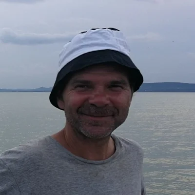 Ákos