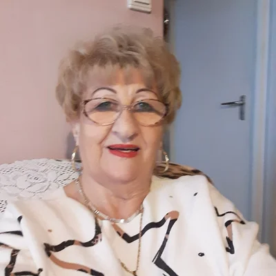 Éva