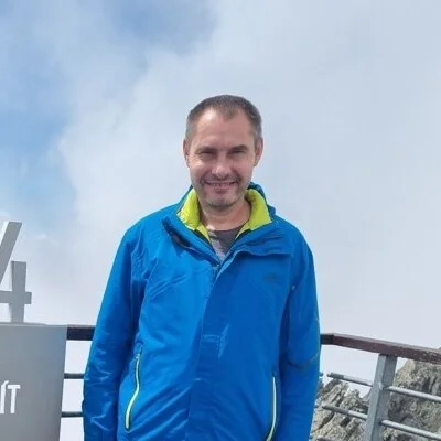 Péter