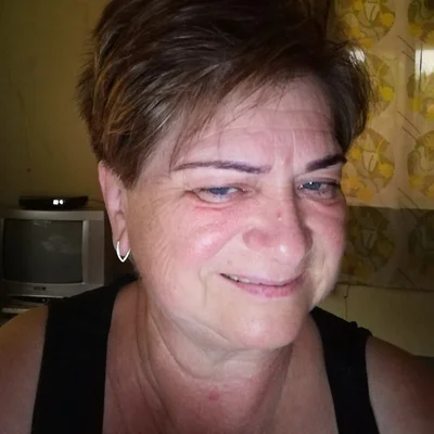 Éva