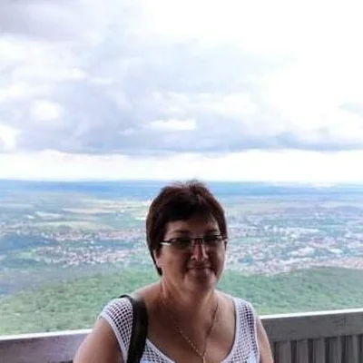 Regina, Ajka