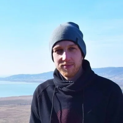 Áron