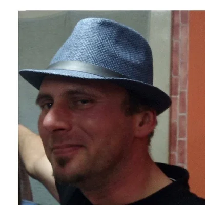 Tibor, Zenta