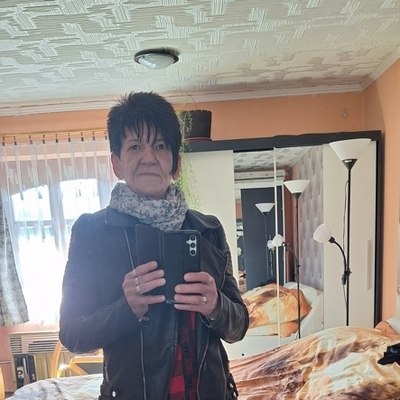Andrea, társkereső Apostag