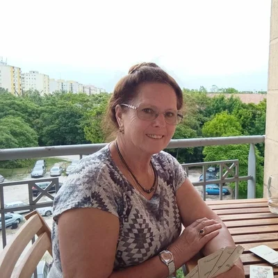 Éva