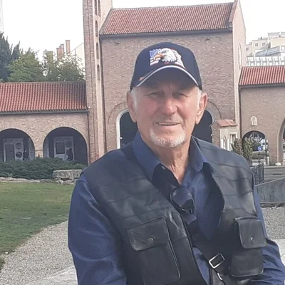 Béla