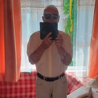 Béla