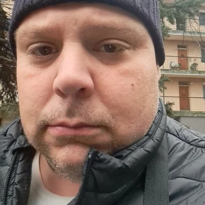 László