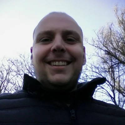 László