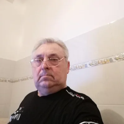 András