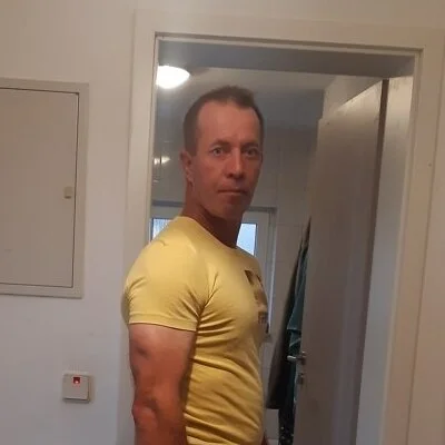 György
