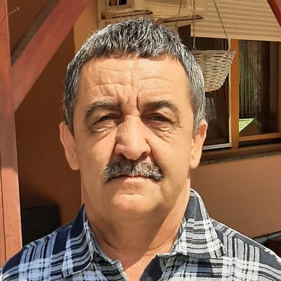István