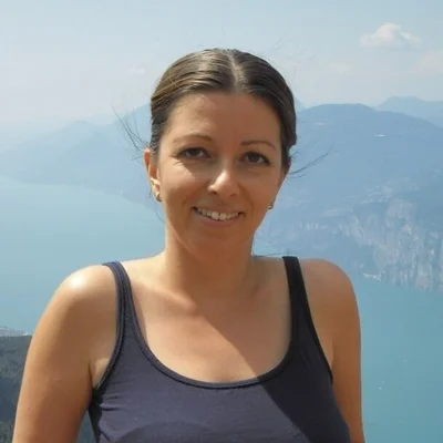 Karmen, Somorja