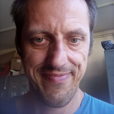 János