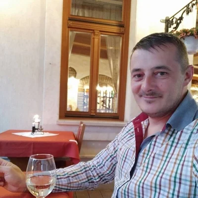 József