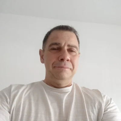 János