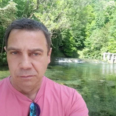 János