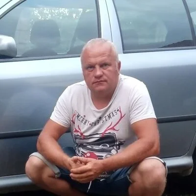 András