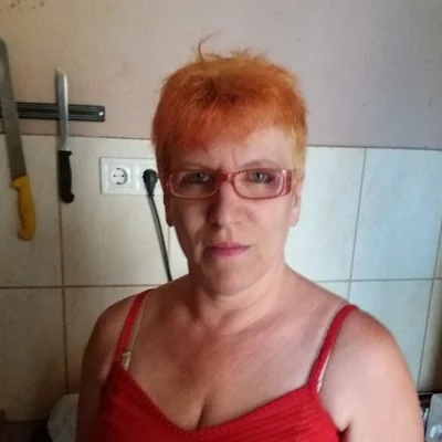 Ági