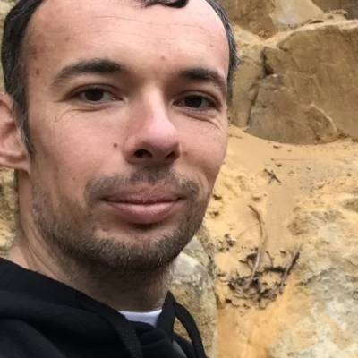 Ádám