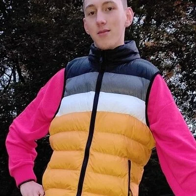 István