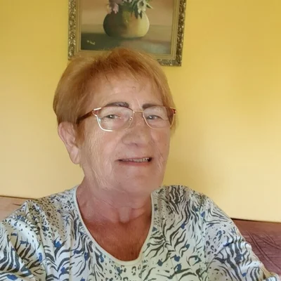 Irisz, Pápa