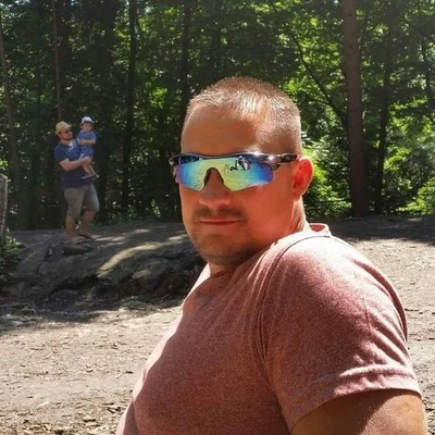 László