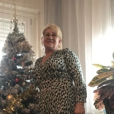 Mária