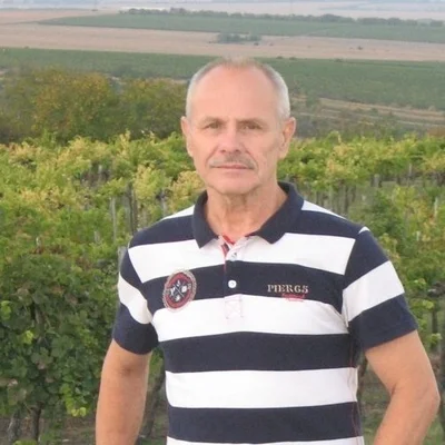 István