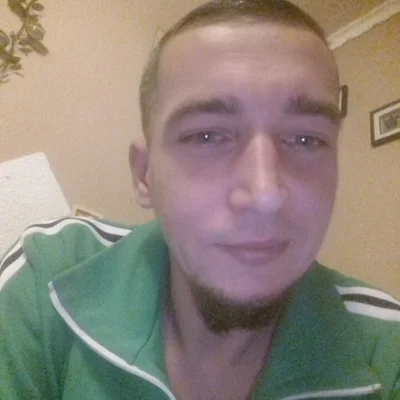 Péter, Oroszlány
