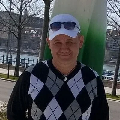István, Budapest