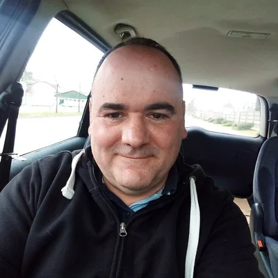 Ákos