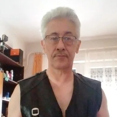 János
