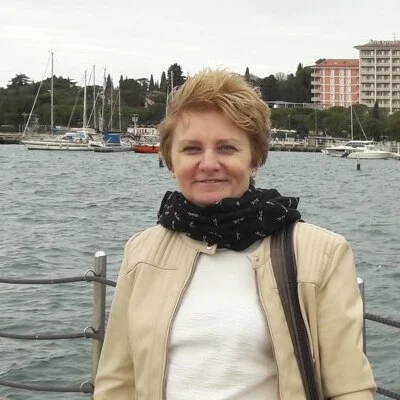Éva