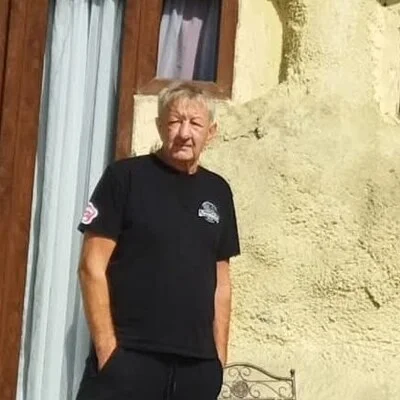 József