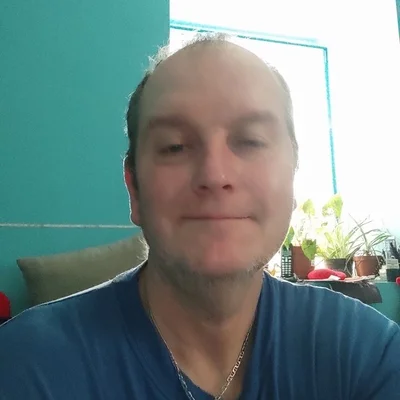 András