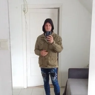 Mohácsi, Nick