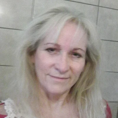 Gabriella, Dunaújváros
